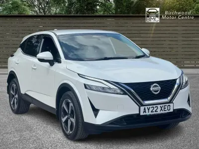 Used Nissan Qashqai N-Connecta 140 HP (102 kW) 2022 White SUV
