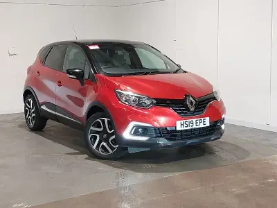 Used Renault Captur Iconic 90 HP (66 kW) 2019 Red SUV