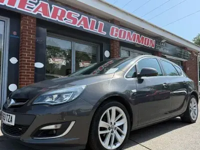 Gebraucht Vauxhall Astra SRi 140 PS (102 kW) 2014 Grau Kleinwagen