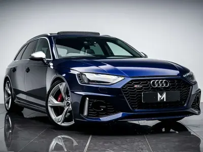 Used Audi RS4 Design 450 HP (330 kW) 2020 Blue Estate