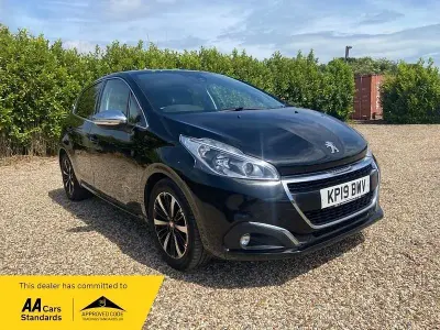 Used Peugeot 208 2019 Black Hatchback