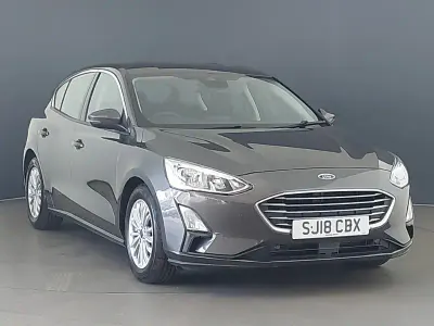 Used Ford Focus Titanium 125 HP (91 kW) 2018 Grey Hatchback