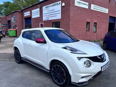 Usado Nissan Juke Nismo RS 214 HP (157 kW) 2015 Branco SUV