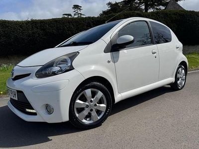Used Toyota Aygo 2012 White Hatchback