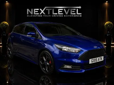 Used Ford Focus ST 250 HP (183 kW) 2015 Blue Hatchback