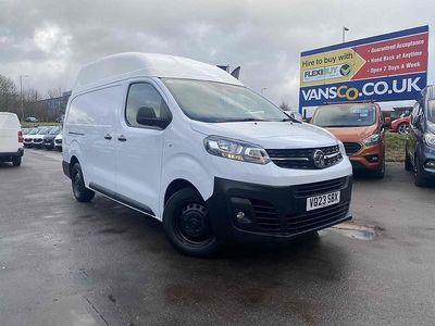 White Used 2022 Vauxhall Vivaro Sportive MPV | £11,995 (Fair price)