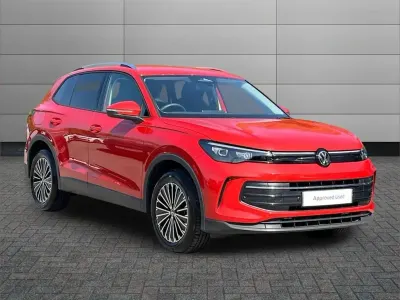 Used VW Tiguan Match 147 HP (108 kW) 2026 Red SUV
