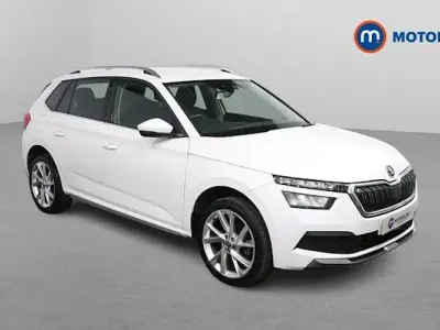 Begagnad Skoda Kamiq SE L Executive 150 HK (110 kW) 2023 Vit SUV