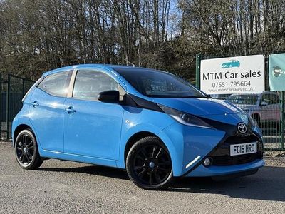 Used Toyota Aygo X-cite 69 HP (50 kW) 2016 Blue Hatchback