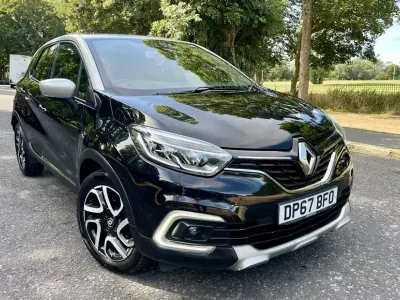 Used Renault Captur Dynamique 90 HP (66 kW) 2018 Black/silver SUV