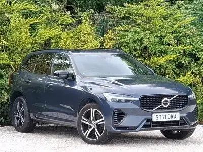 Used Volvo XC60 R-Design 340 HP (250 kW) 2021 Blue SUV