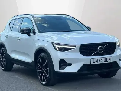 Used Volvo XC40 Ultra 161 HP (118 kW) 2025 White SUV