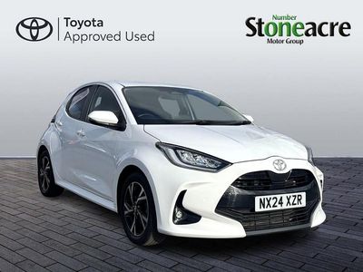 Used Toyota Yaris Hybrid Design 116 HP (85 kW) 2024 White Hatchback