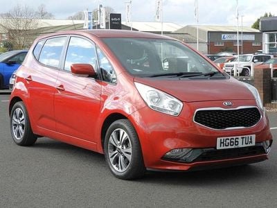 Used Kia Venga 123 HP (90 kW) 2017 Red Hatchback