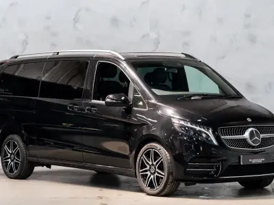 Used Mercedes V300 AMG line 2022 MPV