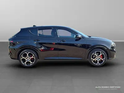 Begagnad Alfa Romeo Tonale Veloce 158 HK (116 kW) 2024 Svart SUV
