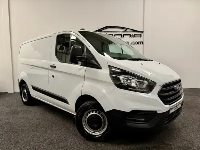 Used Ford Transit Custom 105 HP (77 kW) 2021 White Van