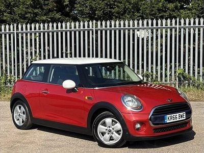 Blazing red Used 2016 Mini Cooper Hatch Hatchback | £12,660 (Fair price)