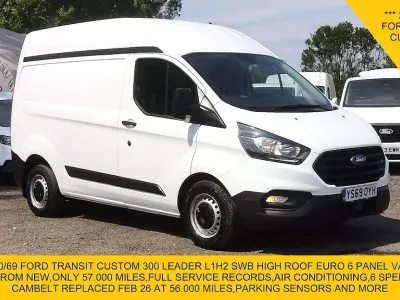 Used Ford Transit Custom 105 HP (77 kW) 2020 White Van