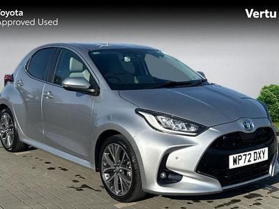 Usado Toyota Yaris Hybrid 116 HP (85 kW) 2025 Citadino