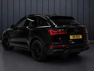 Usado Audi SQ5 Sportback Comfort 341 HP (250 kW) 2021 Preto SUV