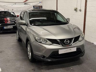 Used Nissan Qashqai Acenta Premium 115 HP (84 kW) 2014 Silver SUV