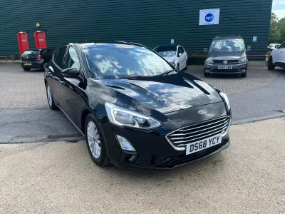 Used Ford Focus Titanium 125 HP (91 kW) 2018 Black Hatchback