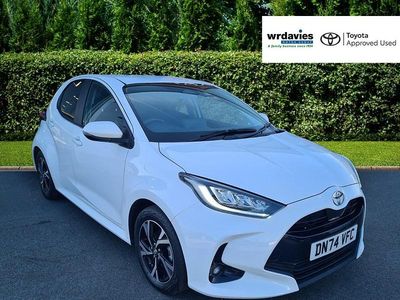 Used Toyota Yaris Hybrid Design 2024 White Hatchback