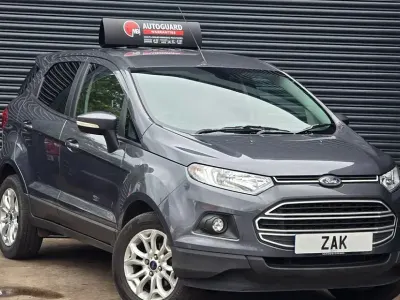 Usado Ford Ecosport Zetec 2017 Gris SUV