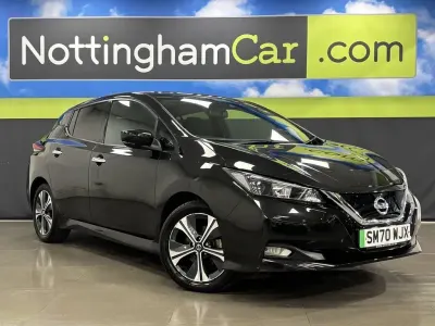 Gebraucht Nissan Leaf N-Connecta 110 kW (150 PS) 2021 Schwarz Kleinwagen