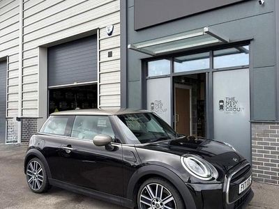 Used Mini Cooper Exclusive 136 HP (100 kW) 2021 Black Hatchback