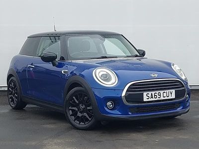 Used Mini Cooper Classic 136 HP (100 kW) 2019 Blue Hatchback