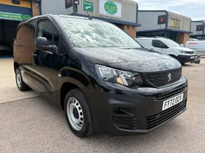 Used Peugeot Partner Premium 131 HP (96 kW) 2023 Black MPV