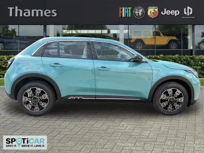 Used Fiat 600 S 99 HP (72 kW) 2024 Blue SUV