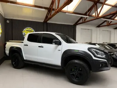 Used Isuzu D-Max 2021 White Pickup