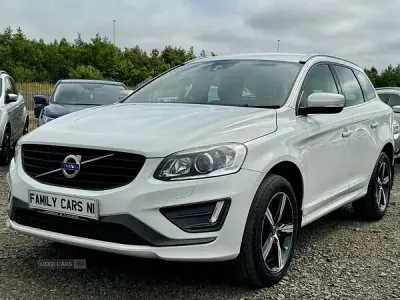 Used Volvo XC60 R-Design 2017 White SUV
