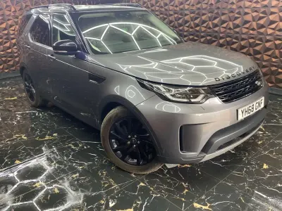 Używany Land Rover Discovery 5 SE 2018 Szary SUV