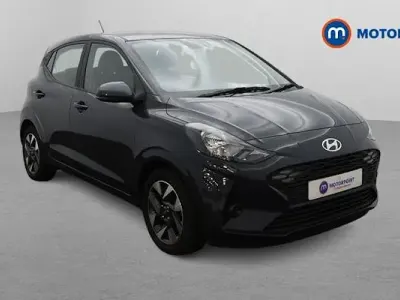 Used Hyundai i10 Advanced 67 HP (49 kW) 2024 Grey Hatchback