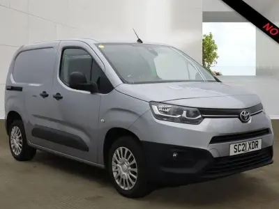 Used Toyota Proace 100 HP (73 kW) 2021 Grey MPV