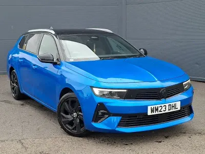 Used Vauxhall Astra 130 HP (95 kW) 2023 Blue Estate