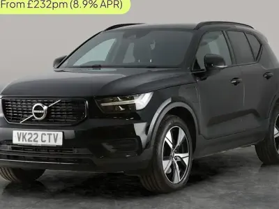 Used Volvo XC40 R-Design 211 HP (155 kW) 2021 SUV