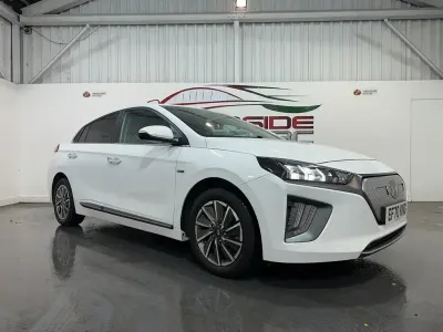 Używany Hyundai Ioniq Premium 100 kW (136 KM) 2020 Biały Hatchback
