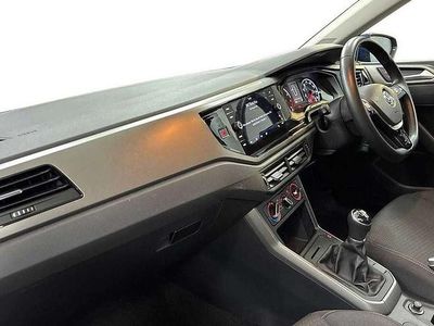 Used VW Polo SE 95 HP (69 kW) 2018 Blue Hatchback