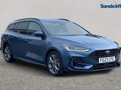 Used Ford Focus 280 HP (205 kW) 2023 Blue Estate