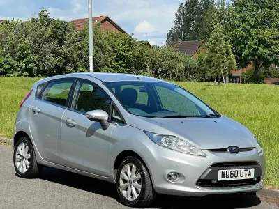 Used Ford Fiesta Zetec 2010 Silver Hatchback