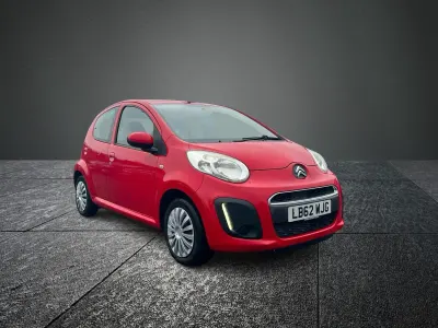 Used Citroën C1 VTR Sport 68 HP (50 kW) 2013 Red Hatchback