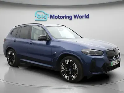 Begagnad BMW iX3 M Sport 210 kW (286 HK) 2023 SUV