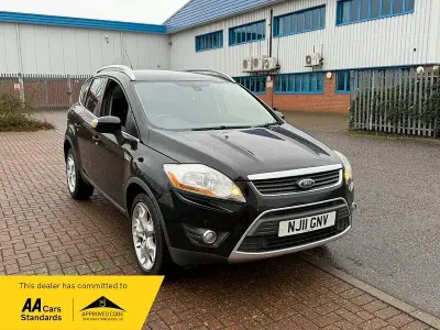 Usado Ford Kuga Titanium 140 CV (102 kW) 2011 Negro SUV