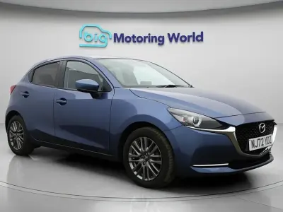 Second-hand Mazda 2 Inclusive 90 CP (66 kW) 2022 Albastru Hatchback