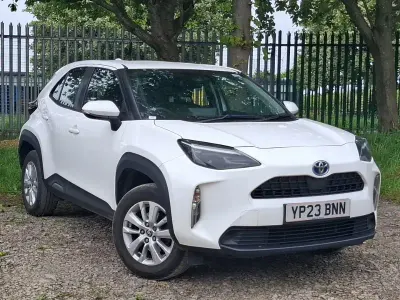 Second-hand Toyota Yaris Hybrid 116 CP (85 kW) 2023 Alb Break